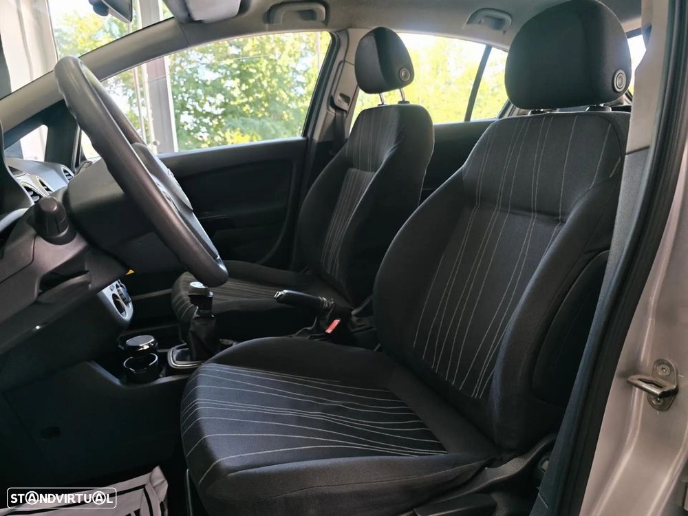 Opel Corsa 1.2 Enjoy - 28
