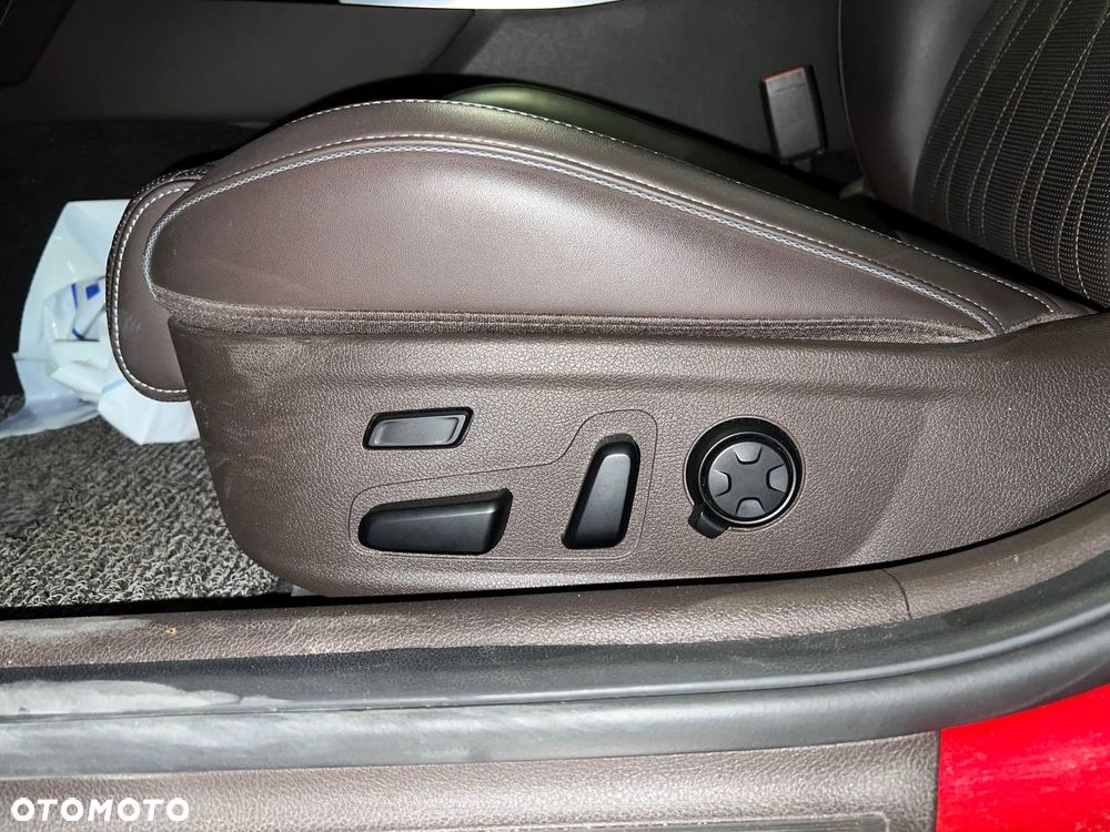 Kia Stinger 3.3 T-GDI V6 GT AWD - 25