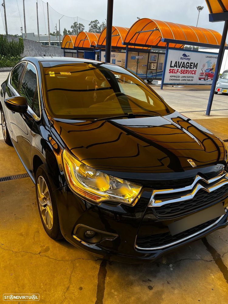 Citroën DS4 1.6 e-HDi So Chic 113g - 2