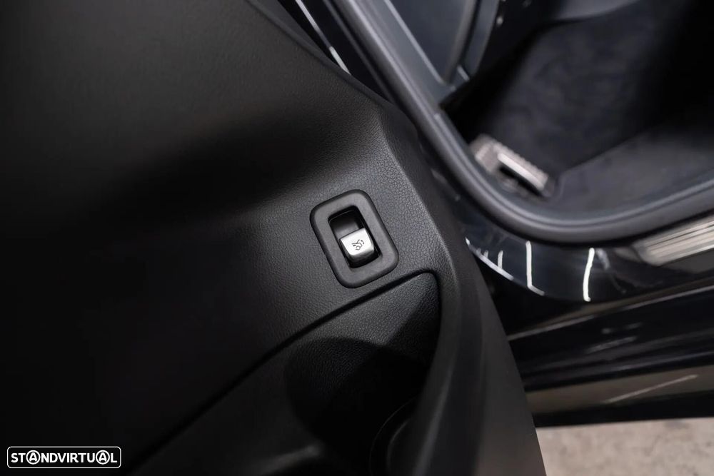 Mercedes-Benz C 300 de AMG Line - 14