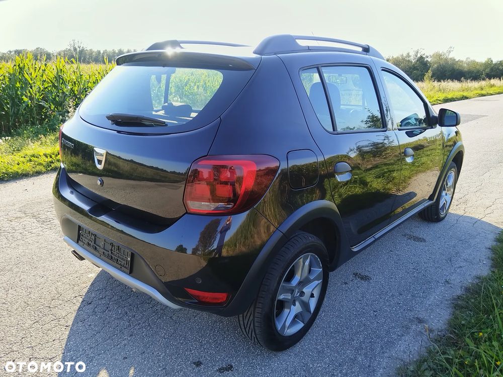 Dacia Sandero - 8