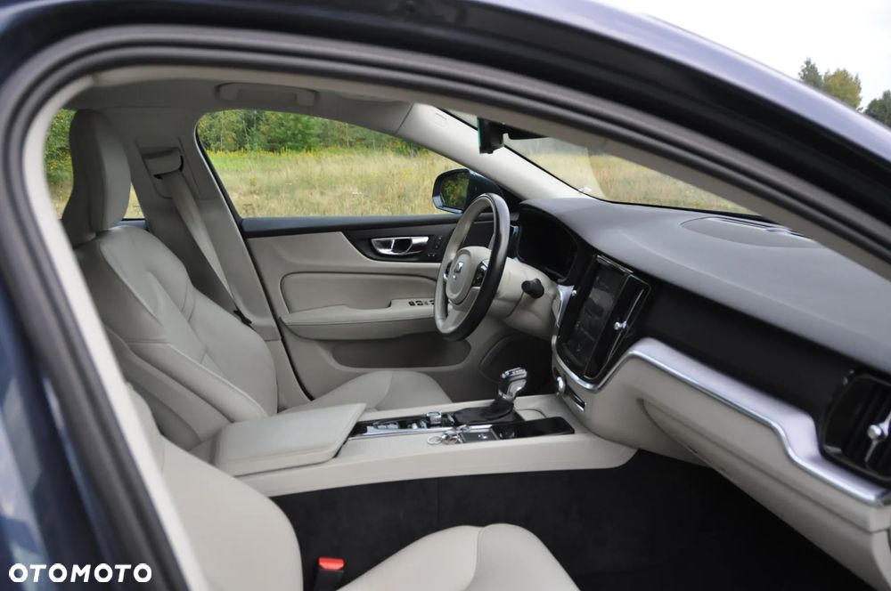 Volvo S60 - 9