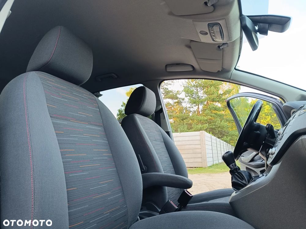Ford C-MAX 1.8 Style - 16