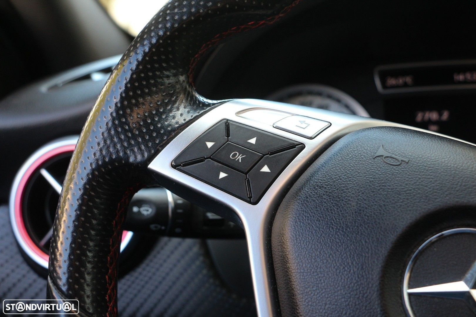 Mercedes-Benz A 200 CDi BE AMG Line - 14