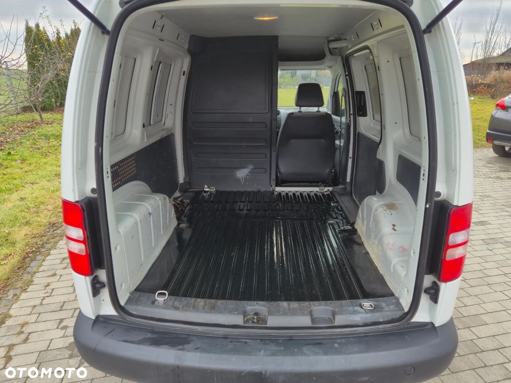 Volkswagen Caddy - 10