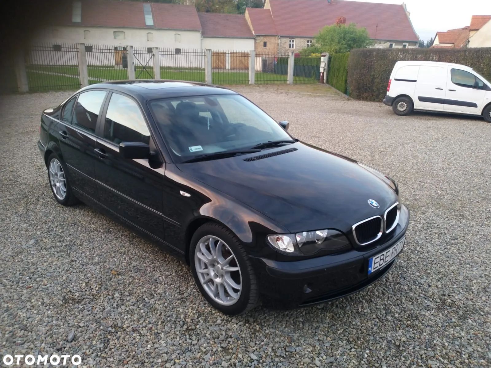BMW Seria 3 318i - 1