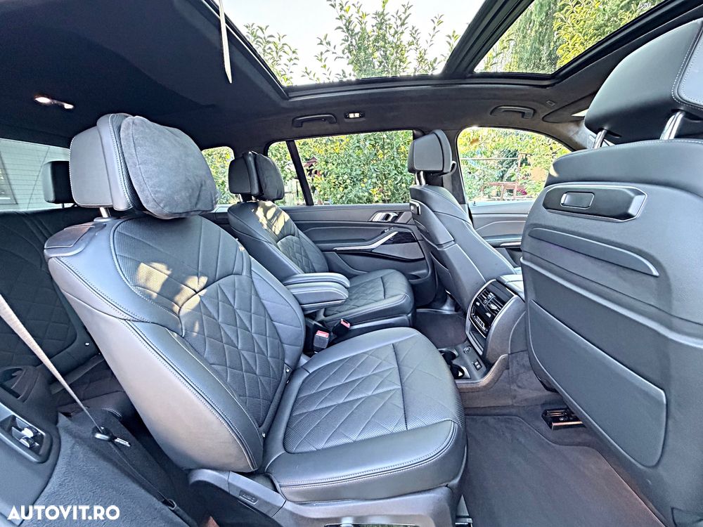 BMW X7 xDrive40i AT MHEV - 10