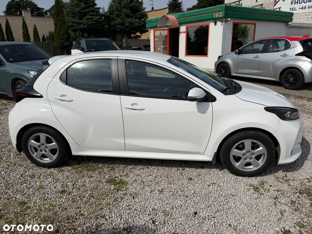 Toyota Yaris Hybrid 100 Premium EU6 - 10