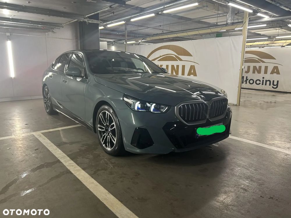 BMW Seria 5 520i mHEV M Sport - 1