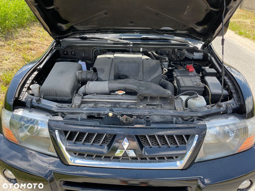 Mitsubishi Pajero 3.2 DID Navi - 10