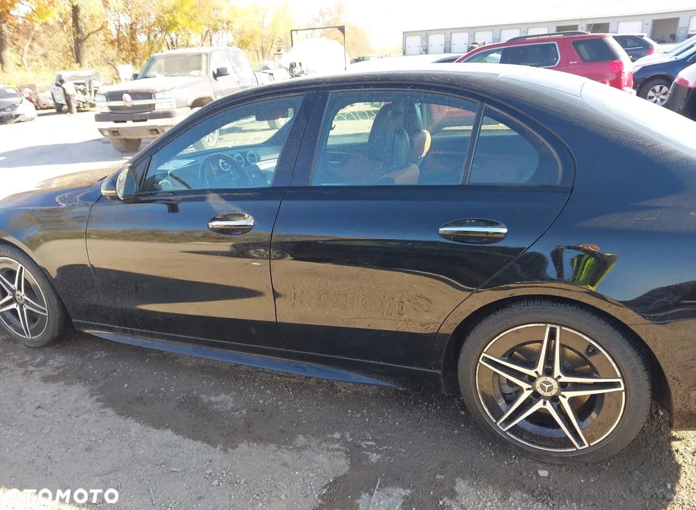 Mercedes-Benz Klasa C 300 4Matic 9G-TRONIC AMG Line Advanced - 10