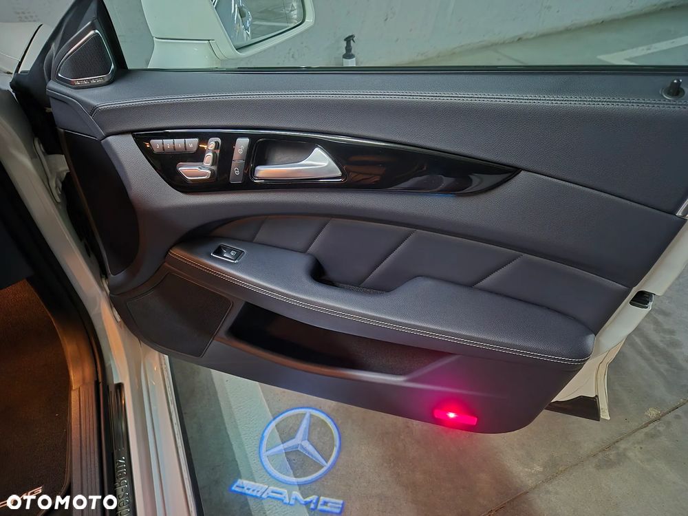 Mercedes-Benz CLS 400 9G-TRONIC - 15