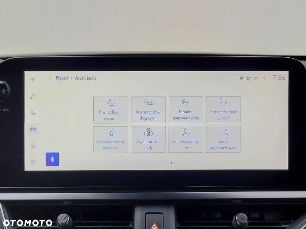 Lexus UX 300h F Sport Design - 22