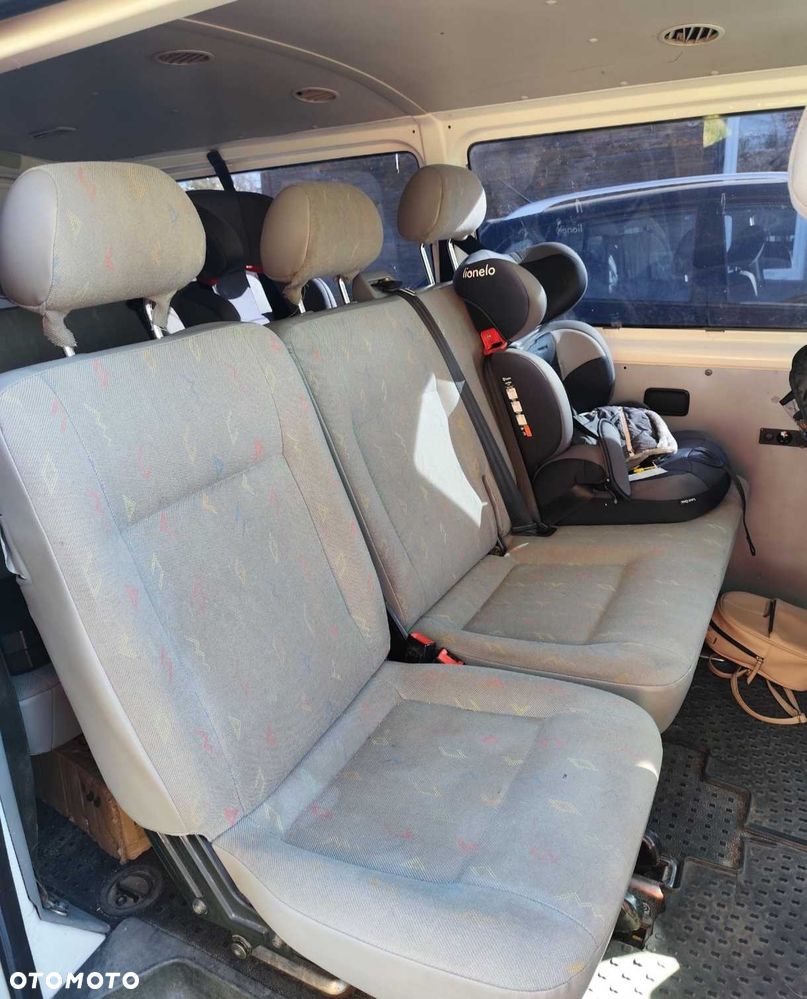 Volkswagen Transporter - 6