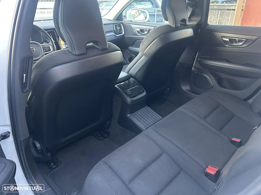 Volvo V60 2.0 T6 AWD TE Inscription Expression - 46