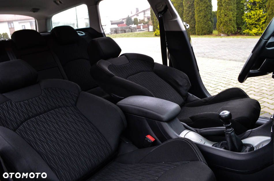 Citroën C5 2.0 HDi Attraction - 30