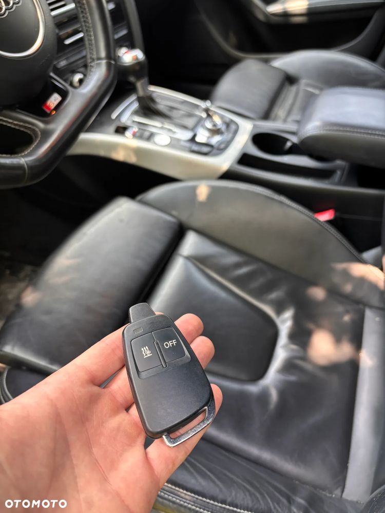 Audi S4 Avant S tronic - 24