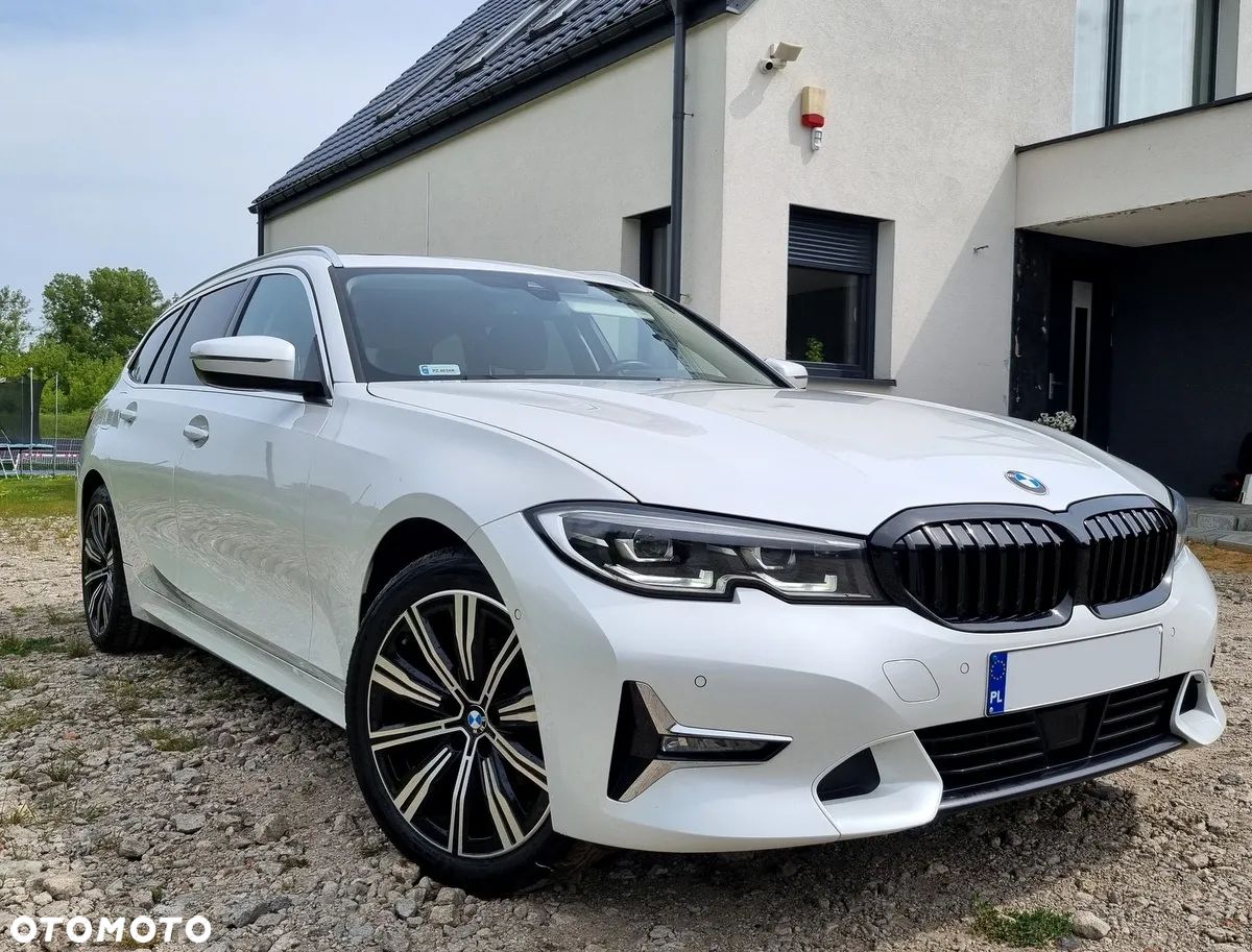 BMW Seria 3 320d xDrive Luxury Line sport - 1
