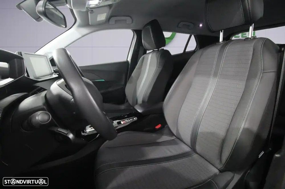 Peugeot e-2008 50 kWh Active - 7