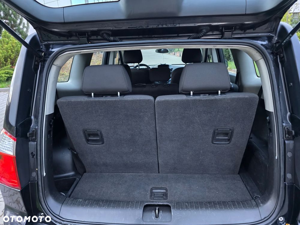 Chevrolet Orlando - 12