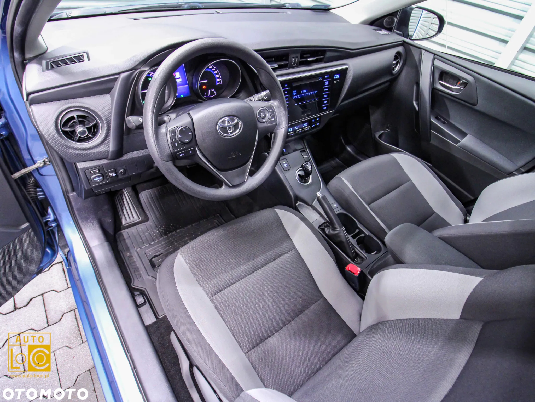 Toyota Auris Hybrid 135 Active - 17