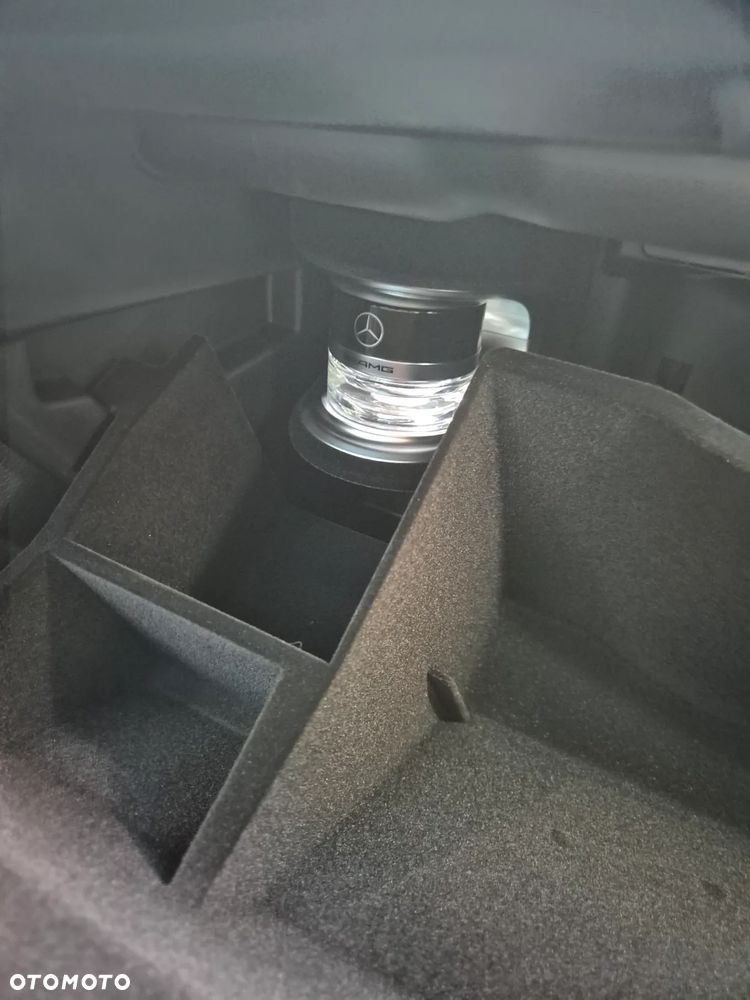 Mercedes-Benz GLC - 14