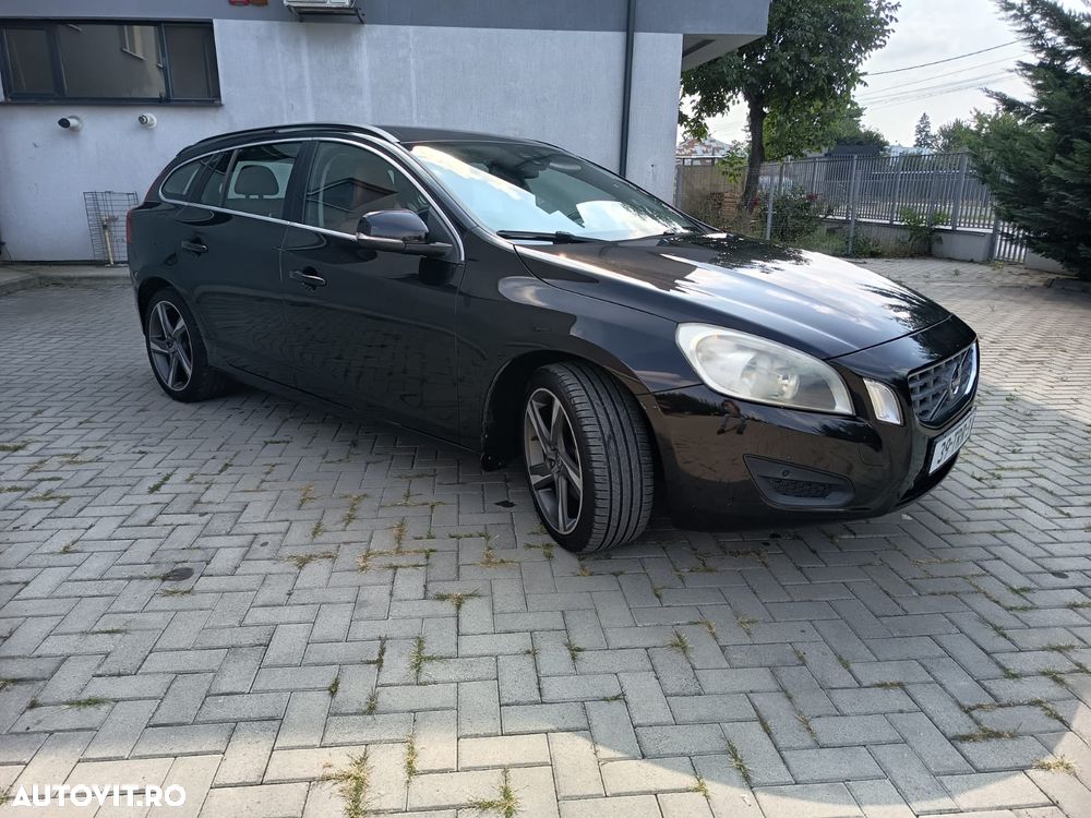 Volvo V60 T3 Start-Stop Summum - 2