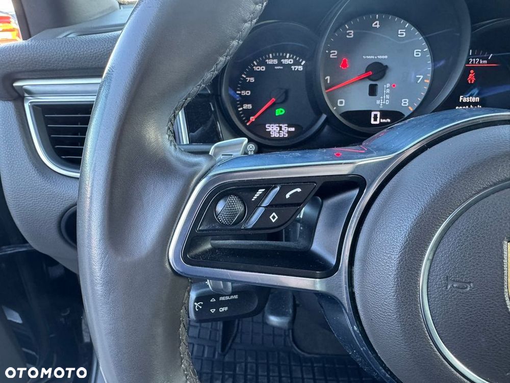 Porsche Macan S - 18