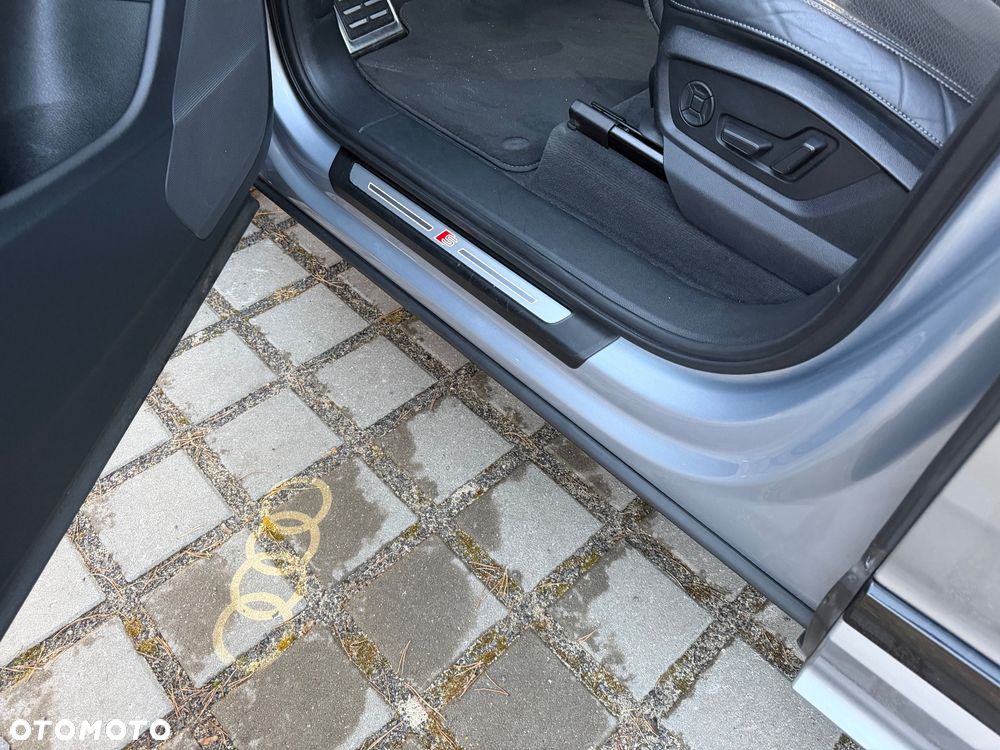 Audi Q7 60 TFSI e Quattro tiptronic S line - 28