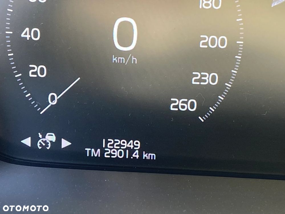 Volvo XC 90 B5 D AWD Inscription - 32
