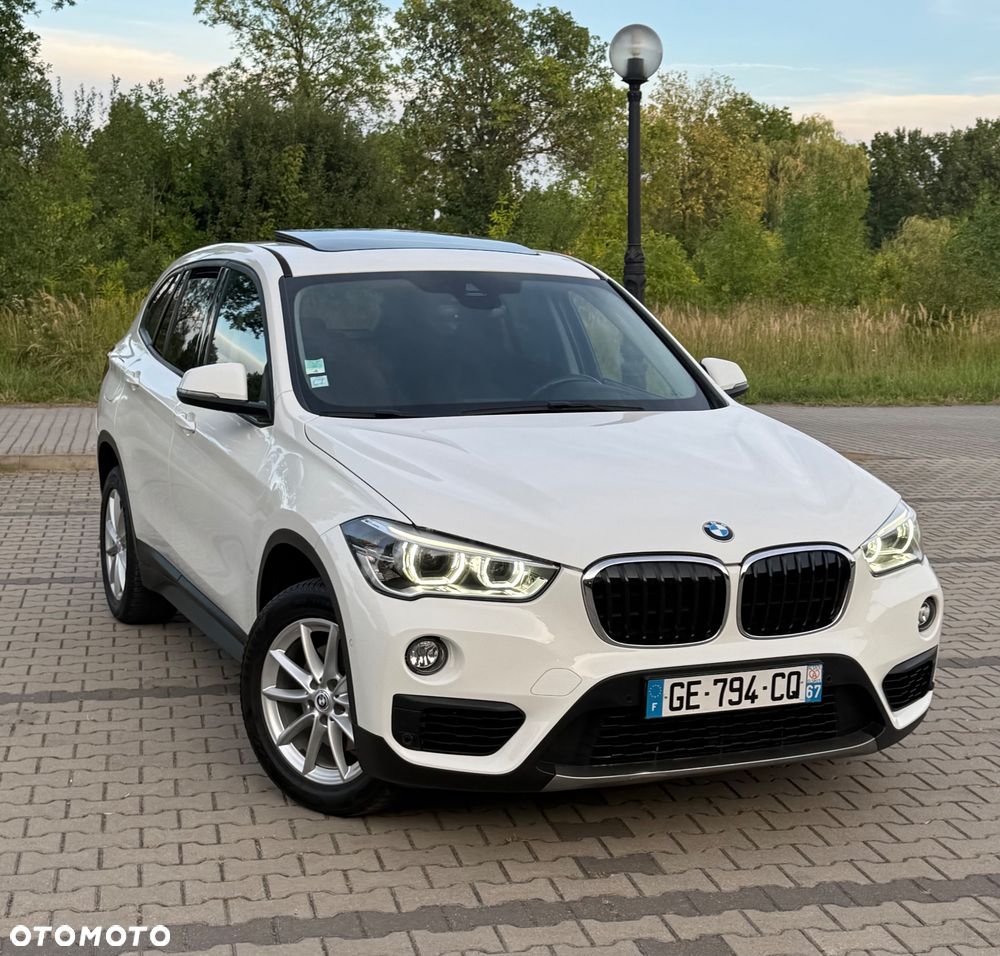 BMW X1 sDrive18i Sport Line - 1