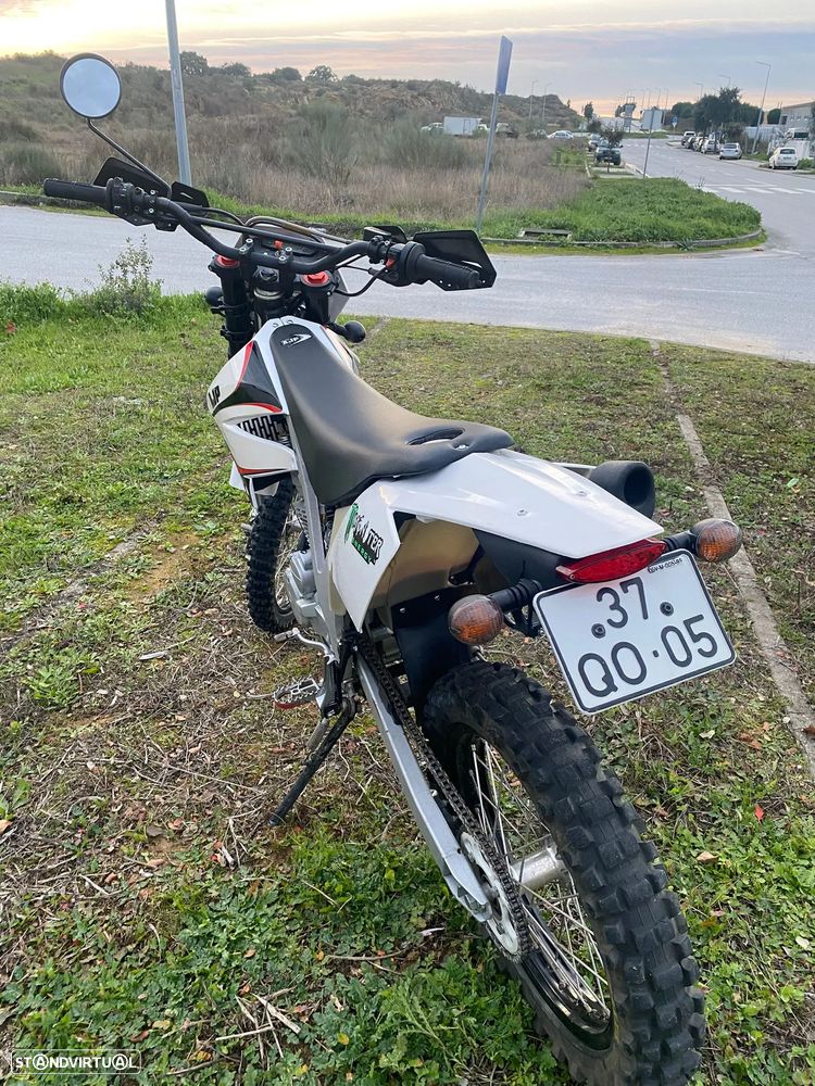 AJP PR3 125 Enduro - 3