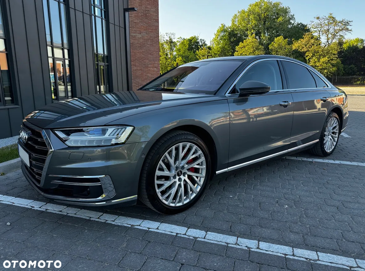 Audi A8 - 3