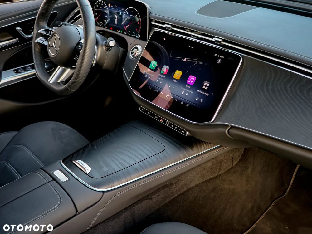 Mercedes-Benz Klasa E 220 d mHEV AMG 9G-Tronic - 19