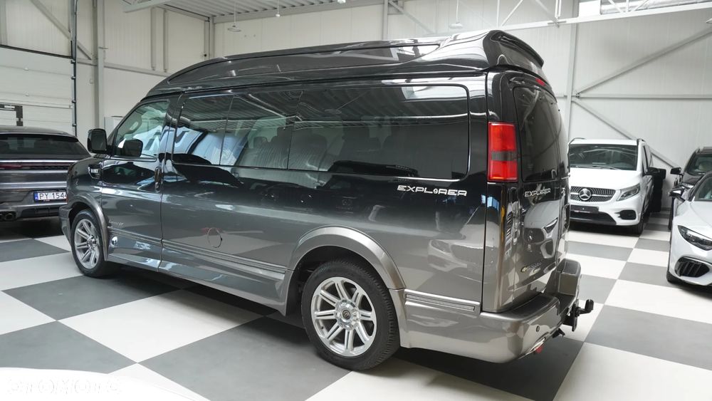 Chevrolet Express - 3