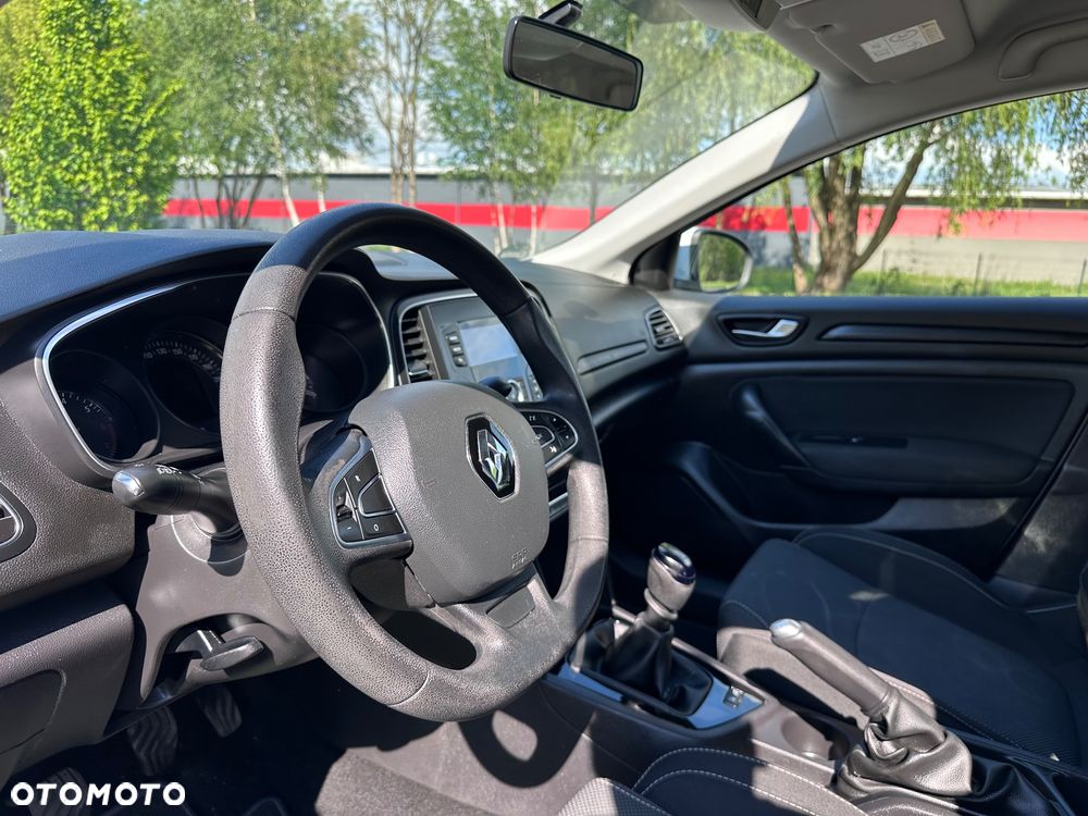 Renault Megane ENERGY TCe 100 LIFE - 7