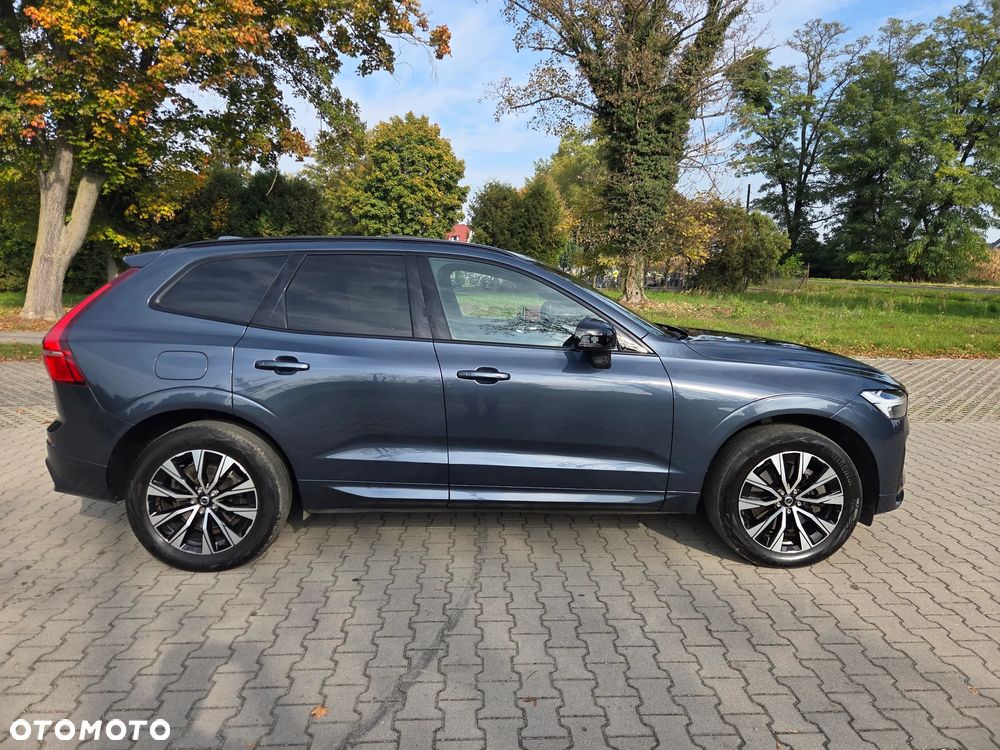 Volvo XC 60 B4 D Plus Dark - 7