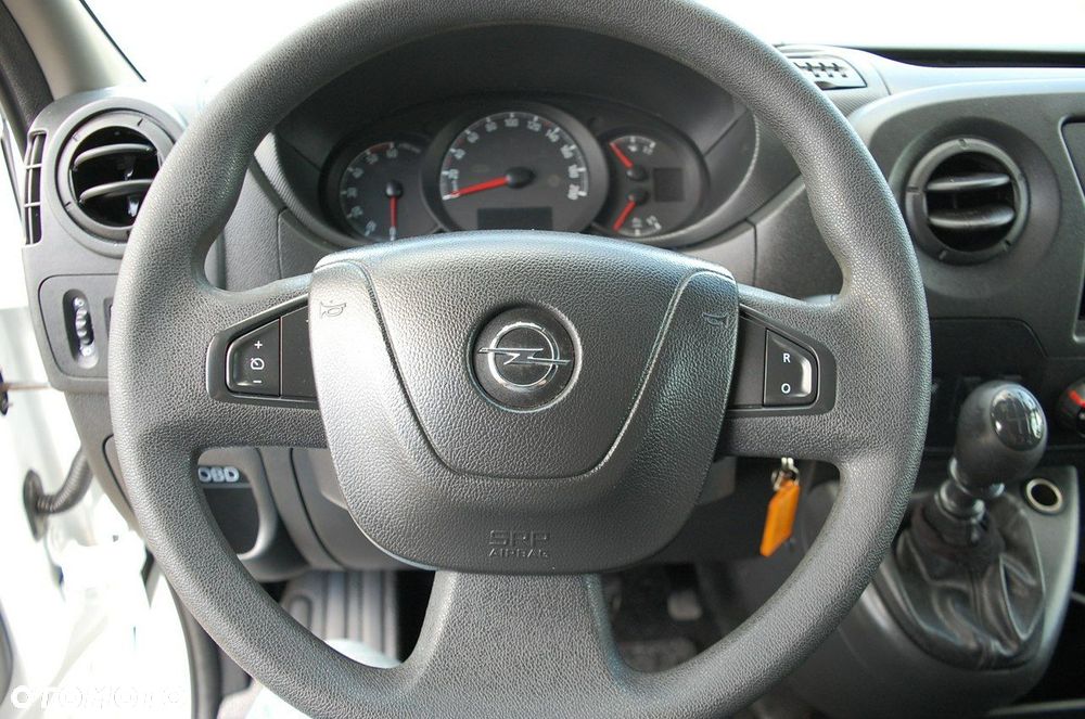 Opel Movano - 21