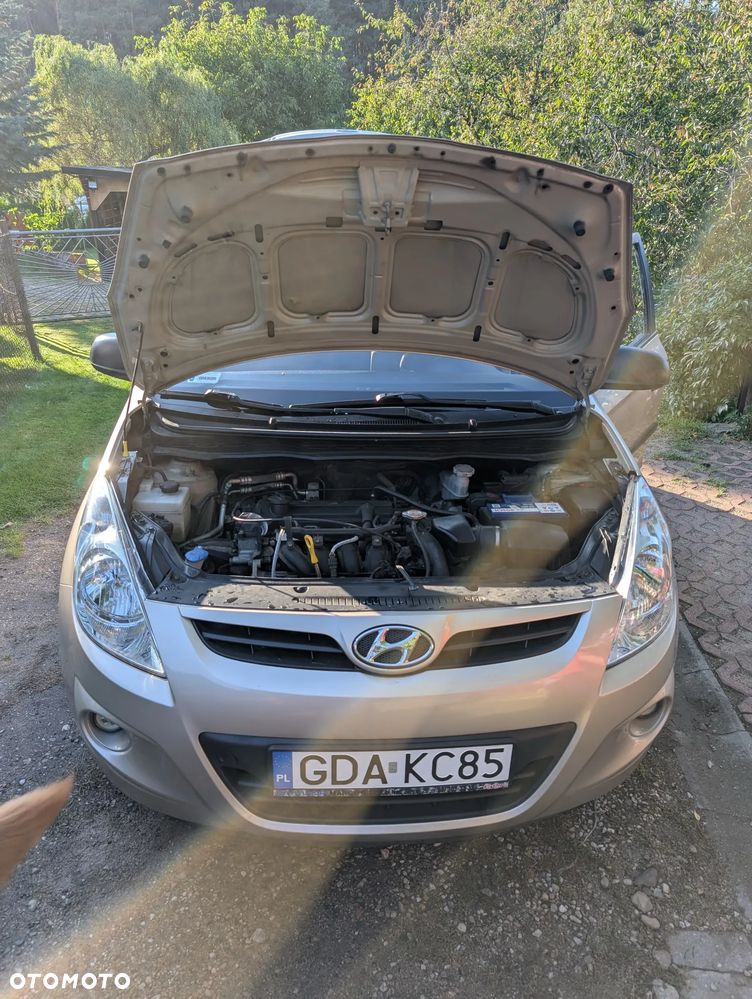 Hyundai i20 - 12