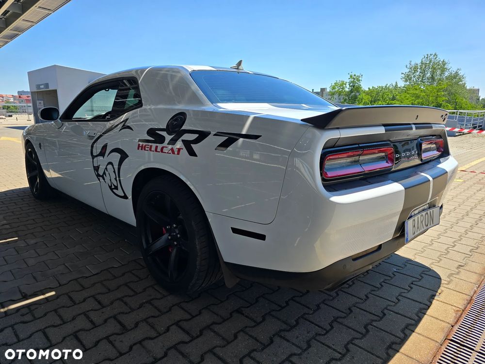 Dodge Challenger Automatik SRT Hellcat - 8