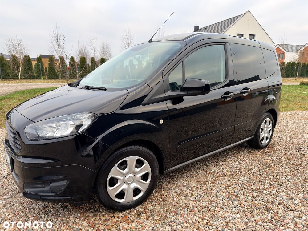 Ford Tourneo Courier 1.0 EcoBoost Titanium - 3