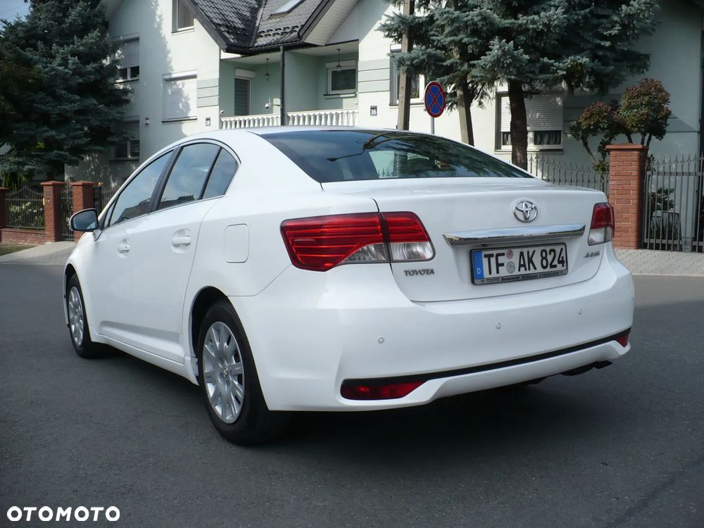 Toyota Avensis 1.6 Edition - 3