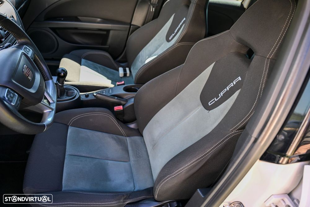 SEAT Leon 2.0 TSI Cupra R - 38
