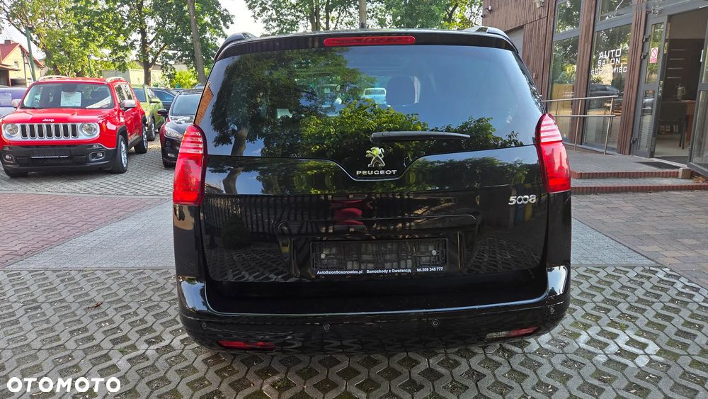 Peugeot 5008 - 17
