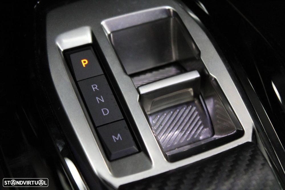 Peugeot 2008 1.2 Hybrid Allure e-DCS6 - 15