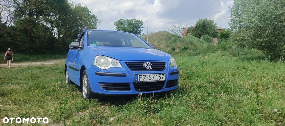 Volkswagen Polo - 2
