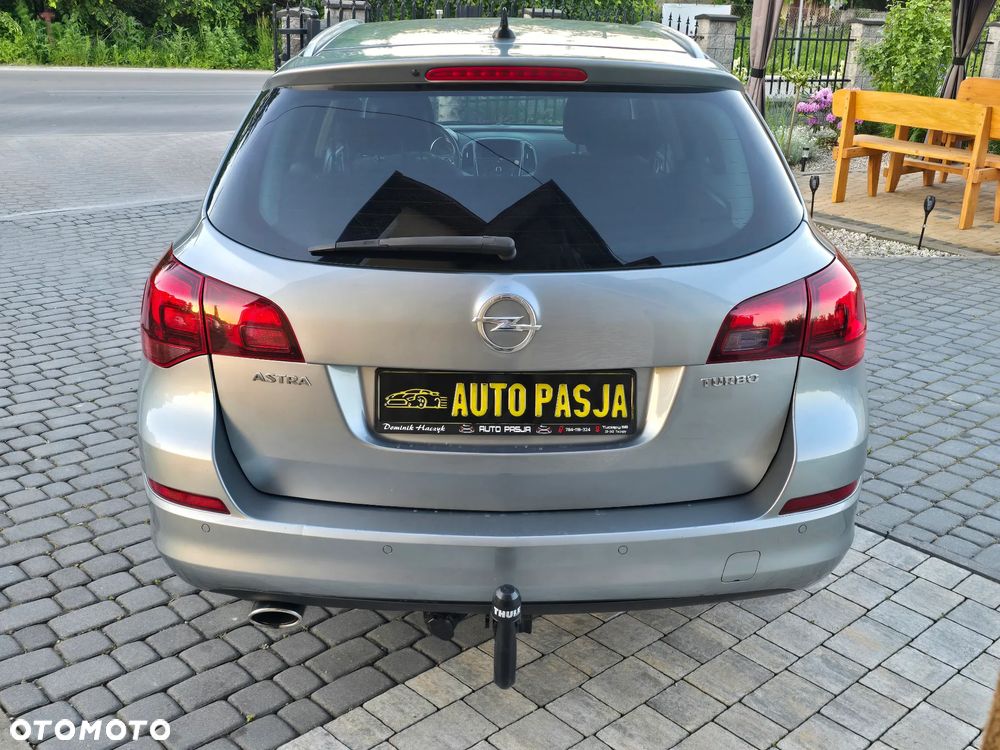 Opel Astra 1.4 Turbo Cosmo - 11