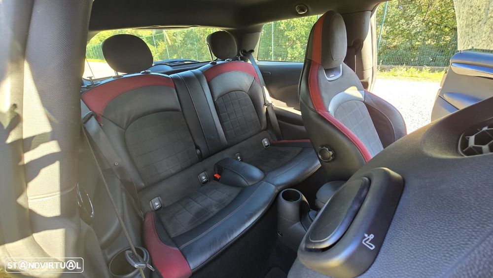 MINI 3 Portas John Cooper Works Sport Aut. - 7
