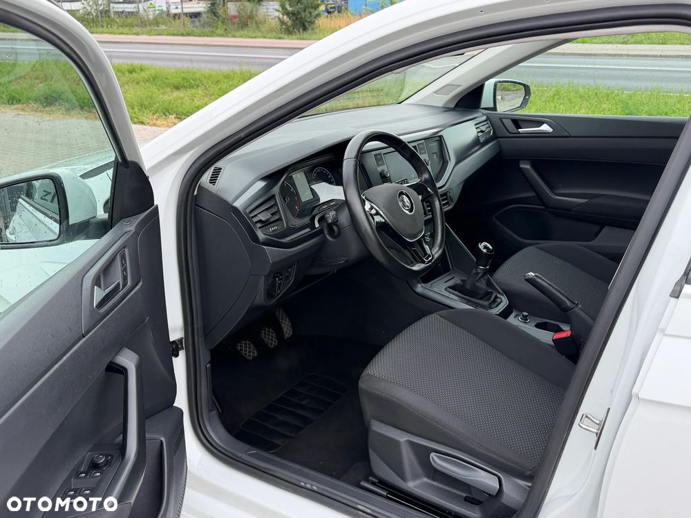 Volkswagen Polo - 10