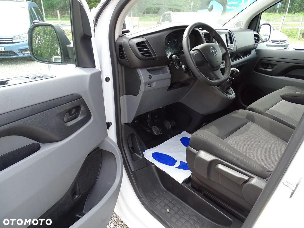 Opel VIVARO - 21
